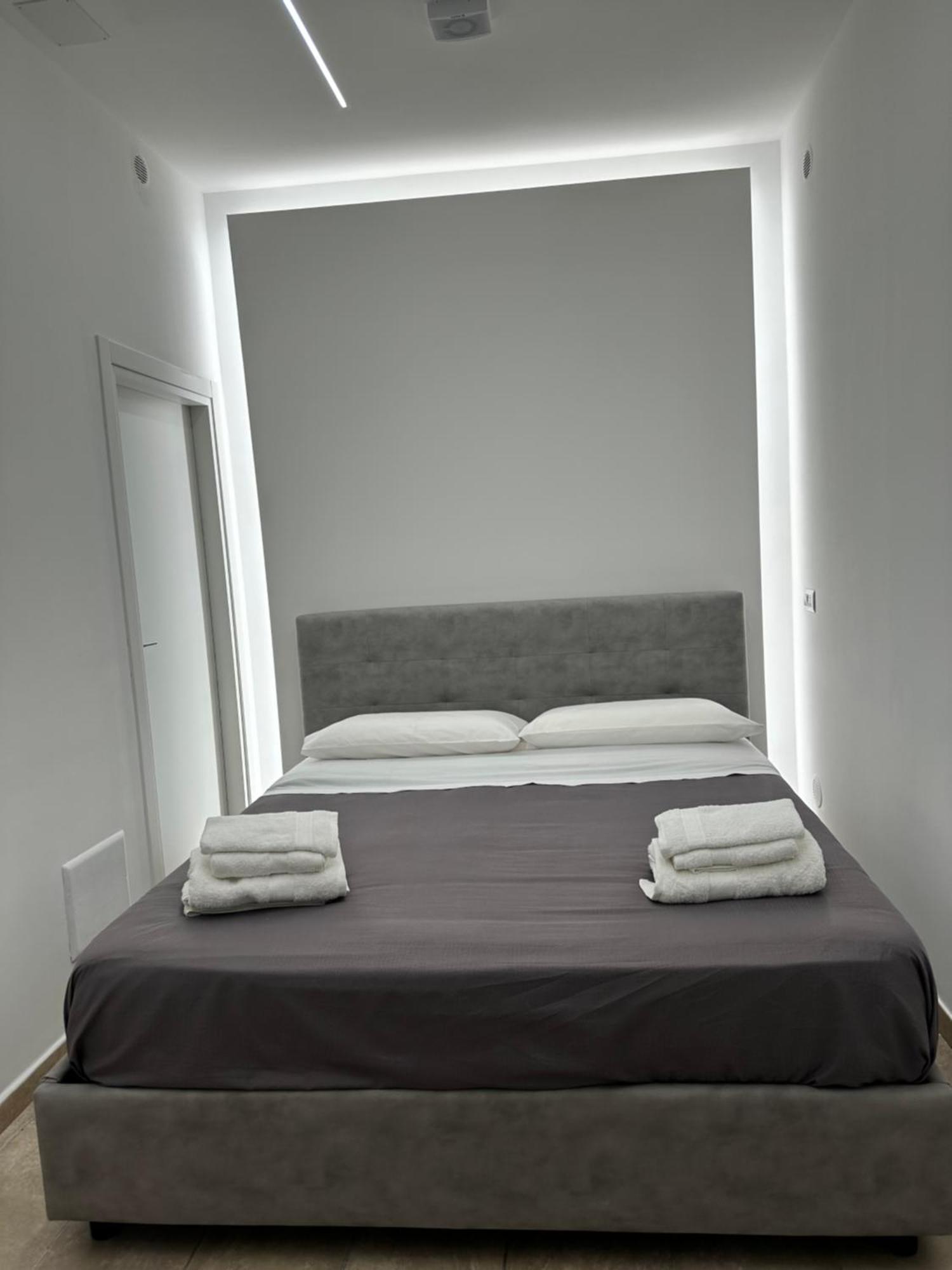 Don Michele Apartment Naples Luaran gambar